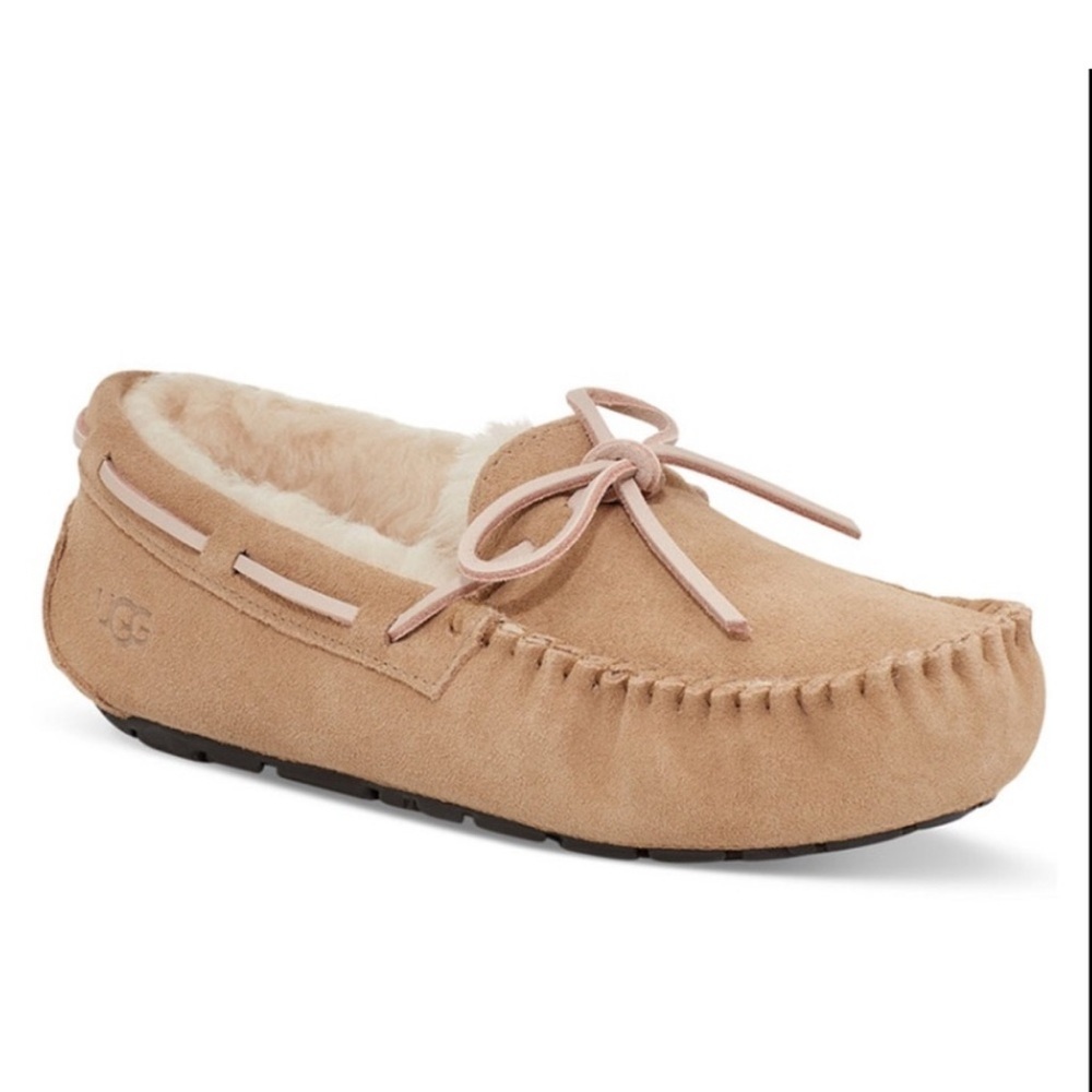 UGG Dakota Moccasin Slippers Womens Size 6 Brown Leather Indoor Outdoor